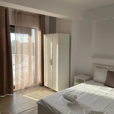 Almare Guest house *